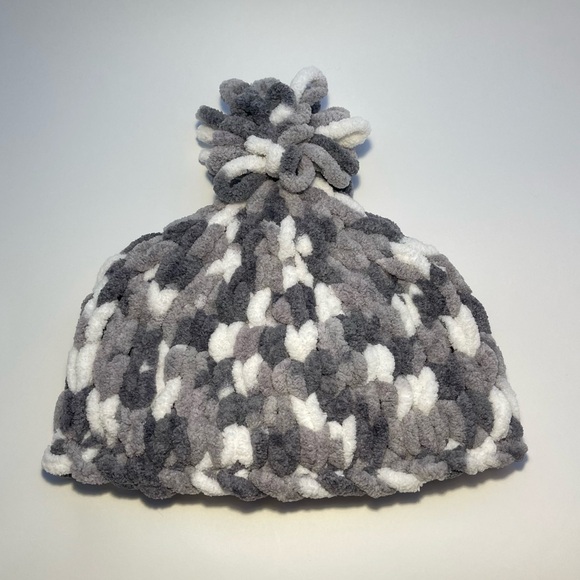 Handmade Kid’s Super Soft & Cozy Winter Hat With Loopy Pom-Pom - Variegated Gray - Picture 3 of 9